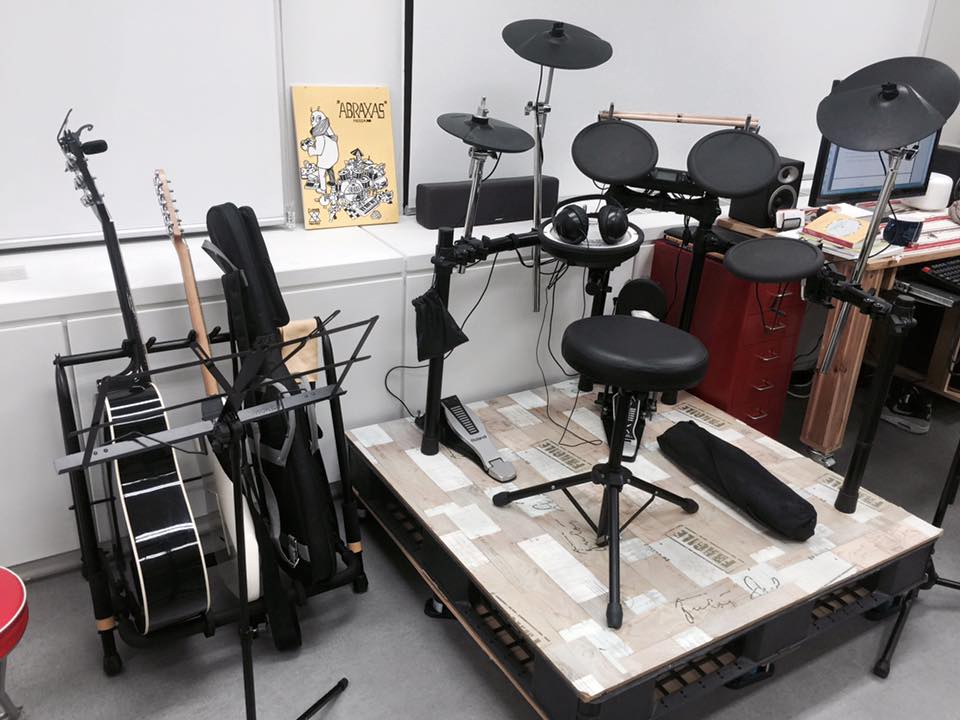 21593_810730425702691_4944100077506824251_n